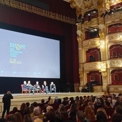 28b0c5dd E058 414e 8d89 Fa9670c9968f